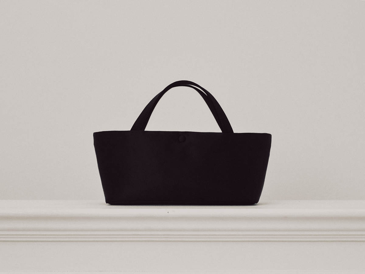 mini ē - onyx black