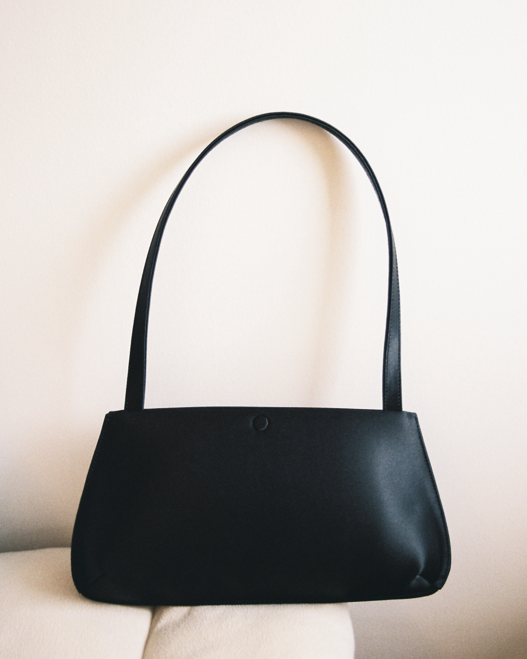 mia - black
